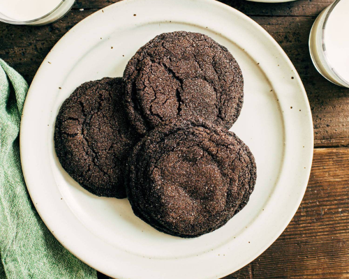 Flat Chocolate Cookies